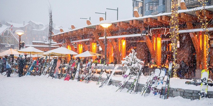 Winter picture of the Longhorn Pub